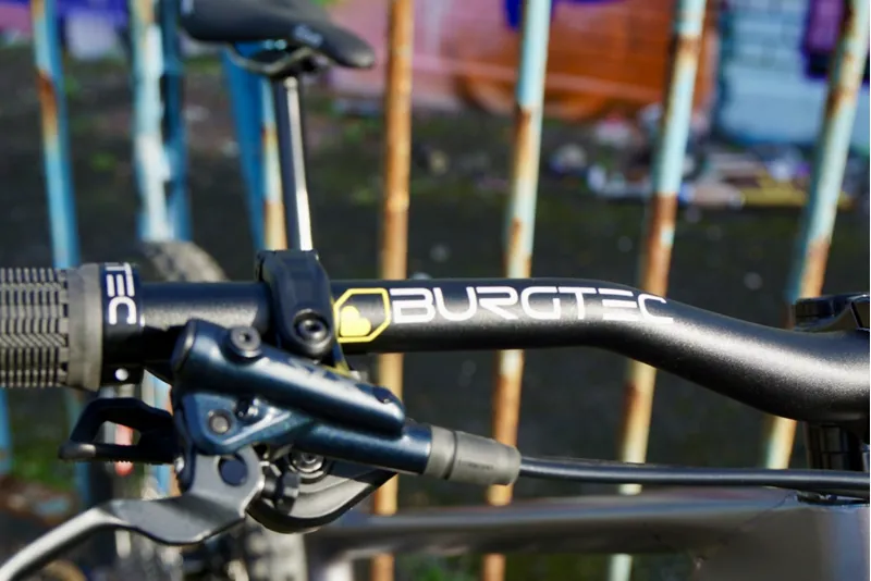 2022 Revel Rascal Custom Build Carbon Mountain Bike Size Large in Grey-3