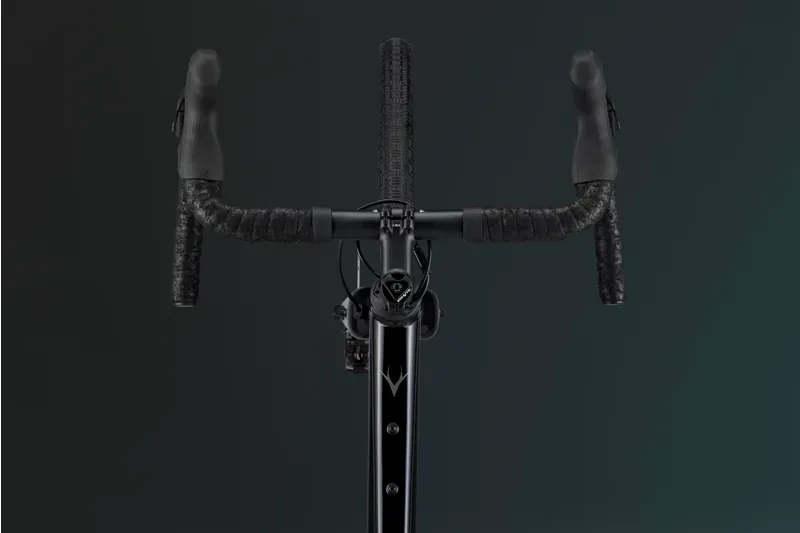 Whyte Bikes Tourus Gravel Bike in Black and Silver-7