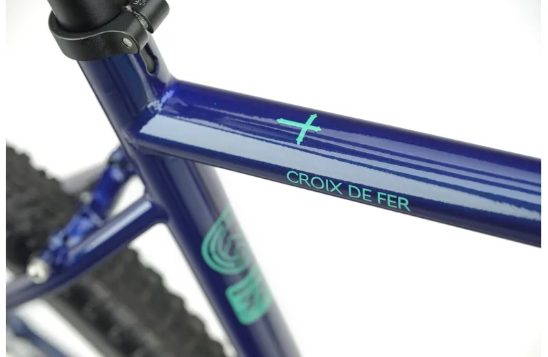 Genesis Croix De Fer 50 in Bludacris-7