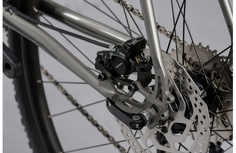 Genesis Croix De Fer 20 Steel Flat Bar Gravel Bike in Silver-7