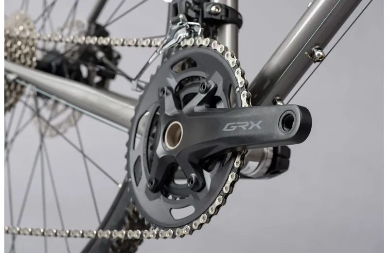 Genesis Croix De Fer 20 Steel Flat Bar Gravel Bike in Silver-5