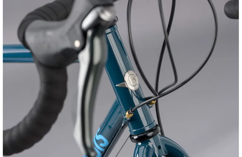 Genesis Croix De Fer 20 Steel Gravel Bike in Blue-2