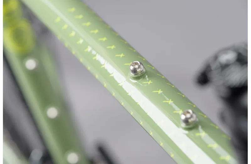 Genesis CDA 20 Aluminium Gravel Bike in Green-5