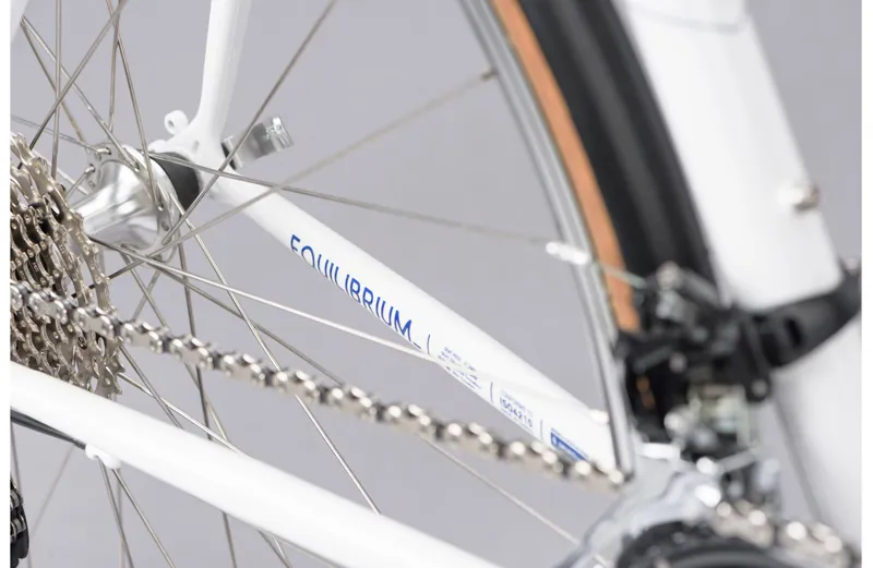 Genesis Equilibrium Steel Road Bike in White-7