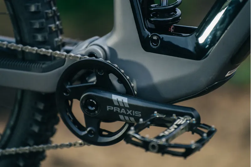 Transition Relay Carbon GX AXS Electric Mountain Bike in Oxide Grey-2