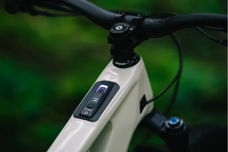 Transition Regulator CX Carbon MTB Complete Ebike White-5